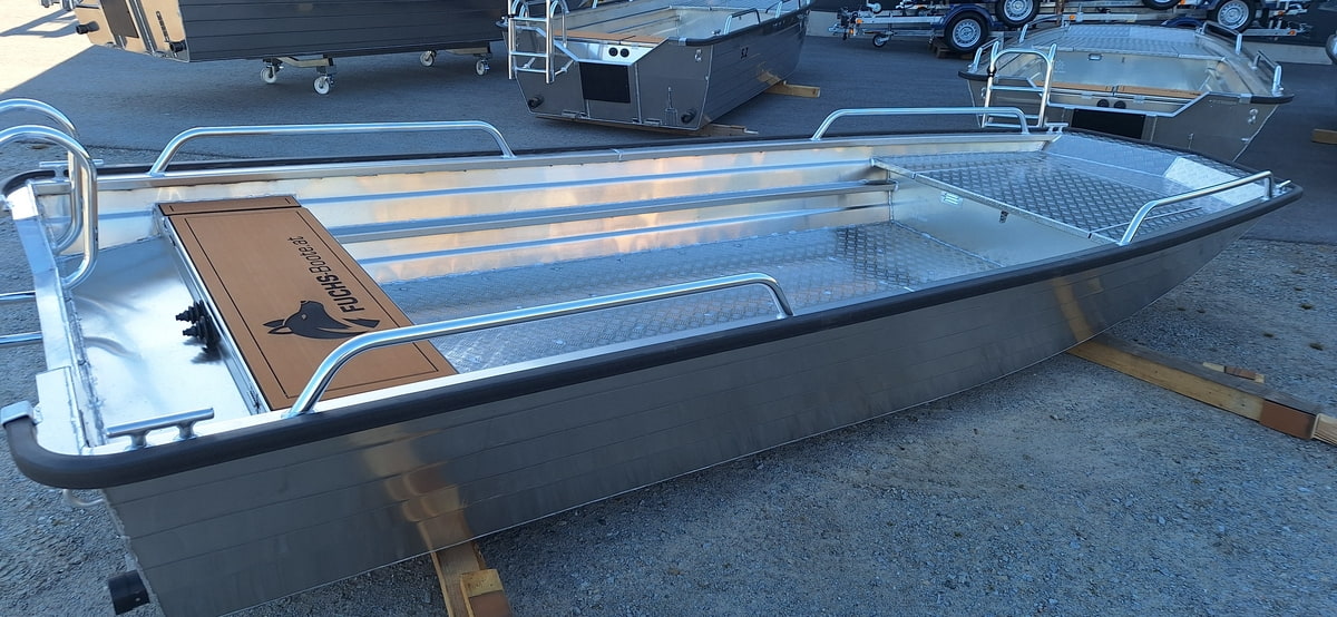 595 G2 Aluboot - SELBSTLENZEND