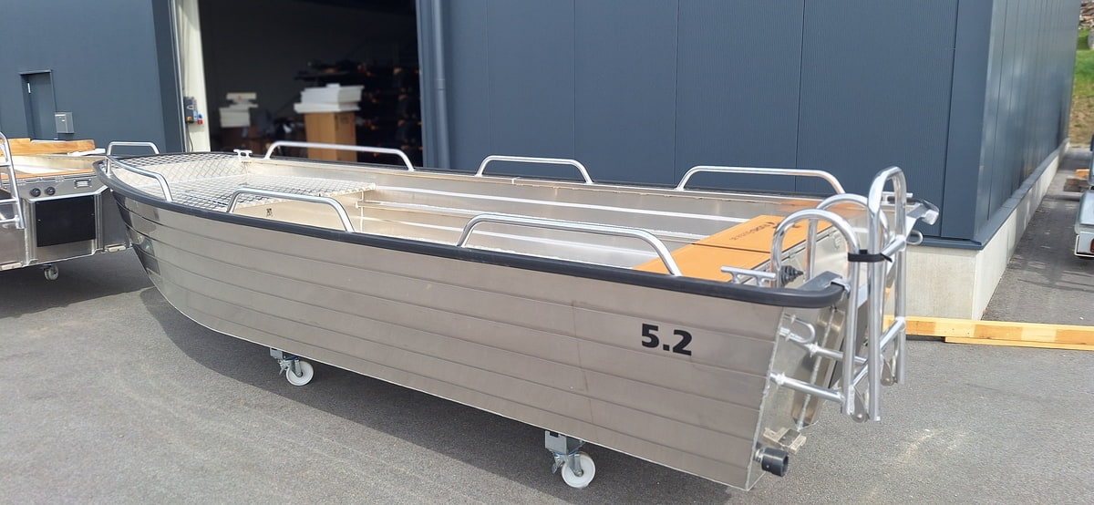 530 SI. 5.2  Aluboot - SELBSTLENZEND
